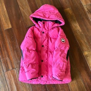 Canada Goose children’s jacket size 6–7. Only worn once.